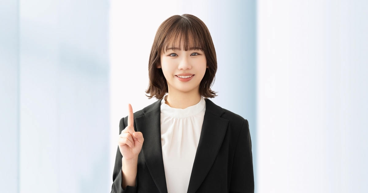 笑顔の女性